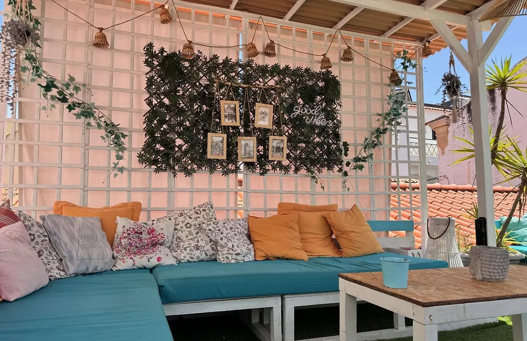 Orange Terrace Hostel-1